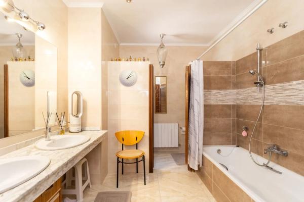 Chalet en calle Canyon Hillys