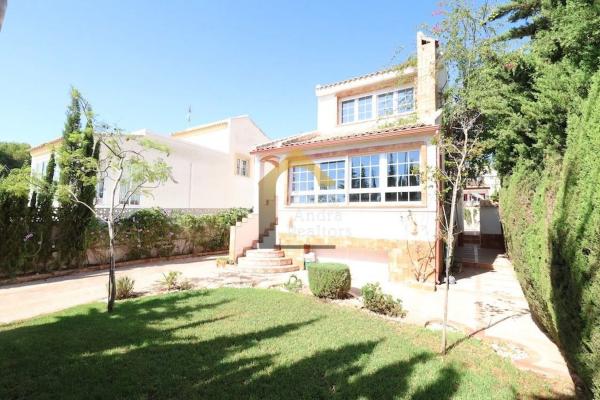 Chalet en Barrio Villamartín-Las Filipinas