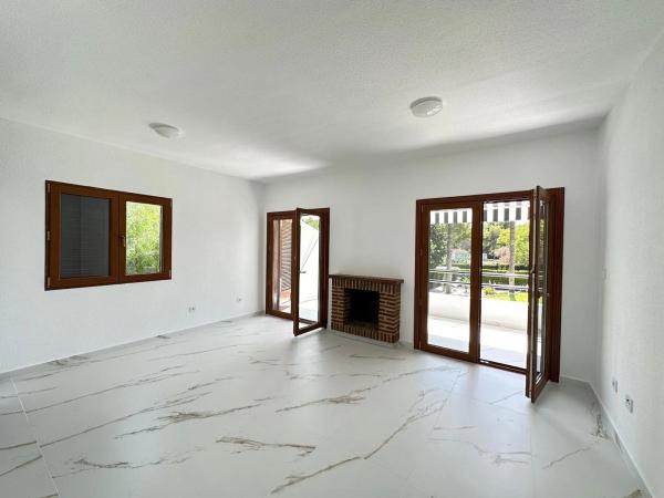 Piso en calle las brisas, 17