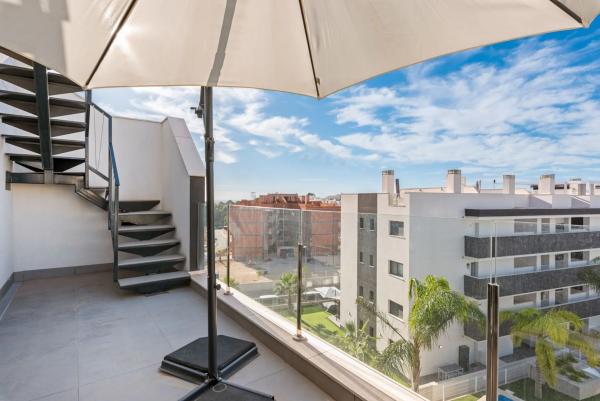 Dúplex en Barrio Villamartín-Las Filipinas