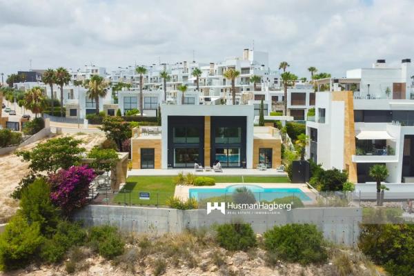 Chalet en calle Estrecho de Bonifacio