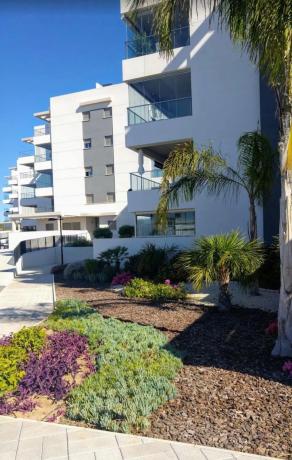 Piso en calle Pebrella