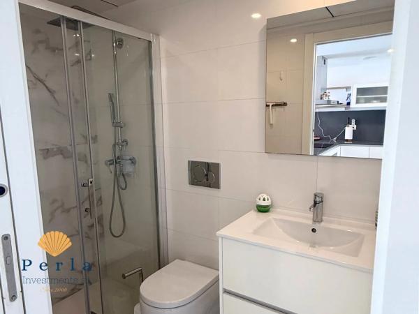 Chalet pareado en calle Azafrán, 2