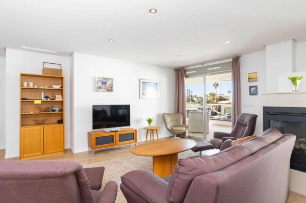 Piso en calle Pebrella