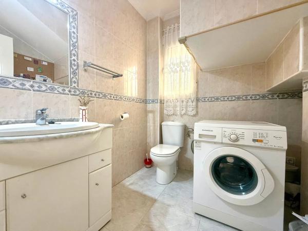 Casa independiente en carretera San Miguel de Salinas, 16