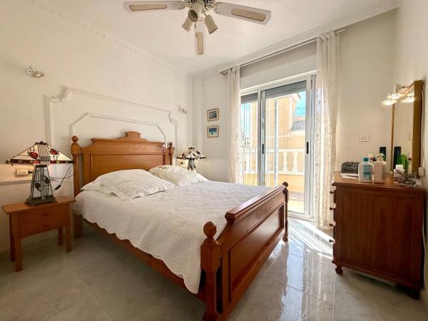 Casa independiente en carretera San Miguel de Salinas, 16