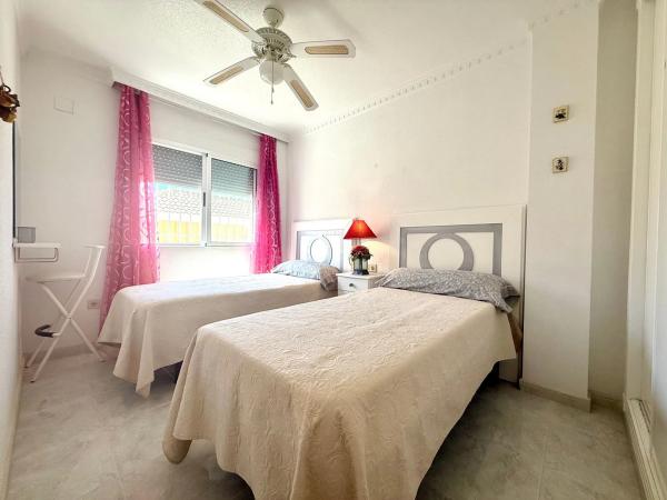 Casa independiente en carretera San Miguel de Salinas, 16