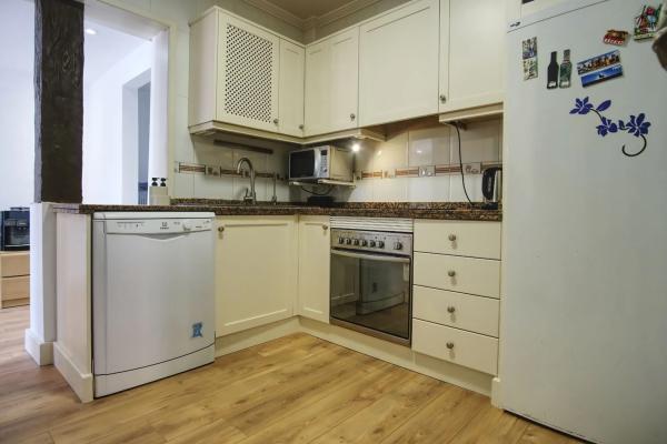 Chalet pareado en calle Ebro, 4