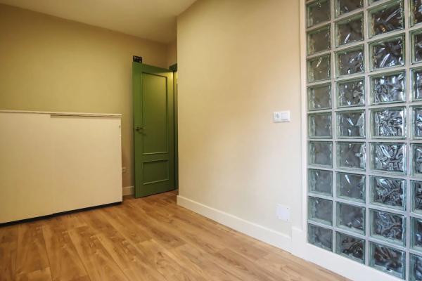 Chalet pareado en calle Ebro, 4