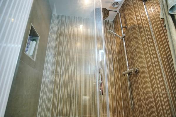 Chalet pareado en calle Ebro, 4