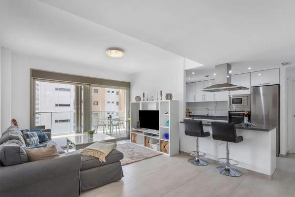 Piso en CL Comino, 1