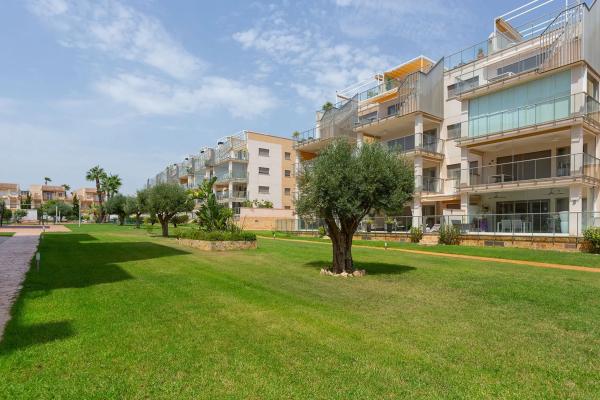 Piso en CL Comino, 1