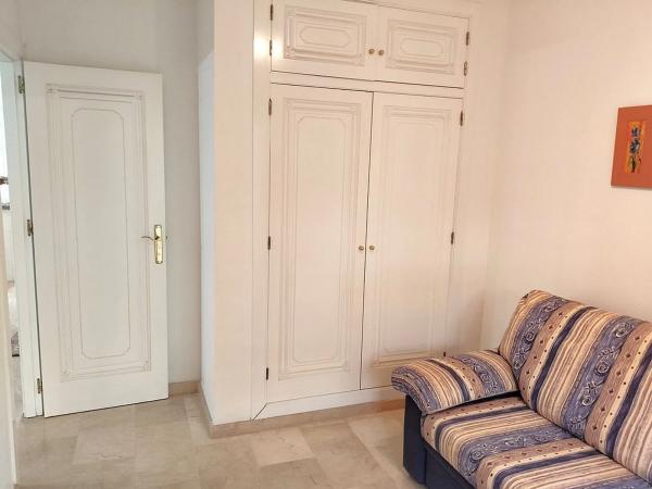 Chalet pareado en calle Canal de La Mancha