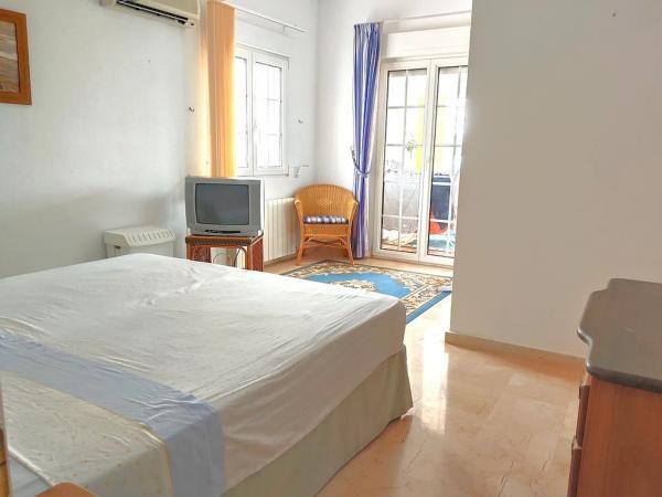 Chalet pareado en calle Canal de La Mancha