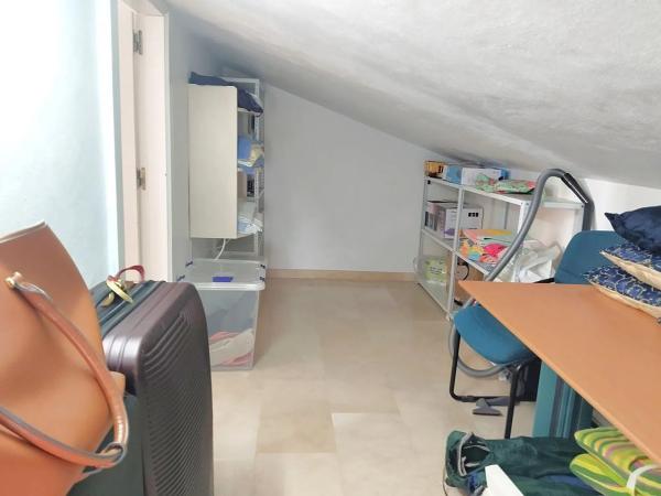 Chalet pareado en calle Canal de La Mancha