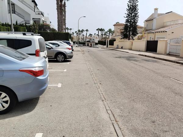 Chalet pareado en calle Canal de La Mancha