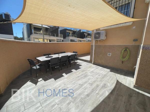 Chalet adosado en calle Bidasoa