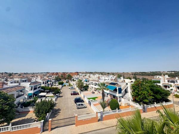 Ático en Barrio Villamartín-Las Filipinas