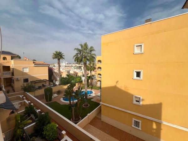 Chalet en Barrio Villamartín-Las Filipinas