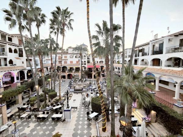 Piso en avenida de las Brisas