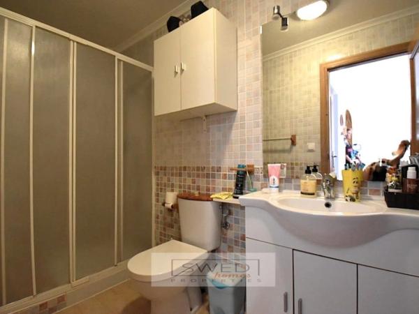 Chalet pareado en calle la Traviata