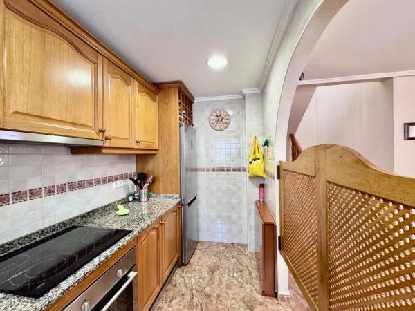 Chalet adosado en calle Cilantro