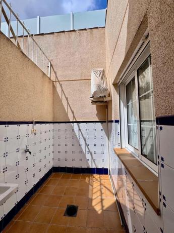 Chalet adosado en calle Cilantro