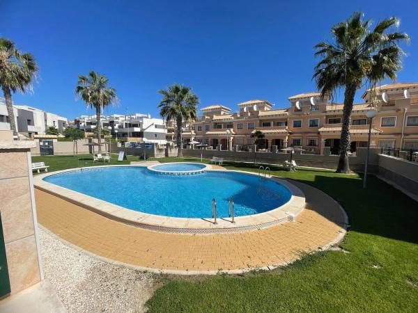 Chalet adosado en calle Ebro s/n