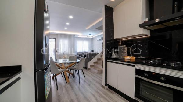 Chalet pareado en calle Bidasoa, 12