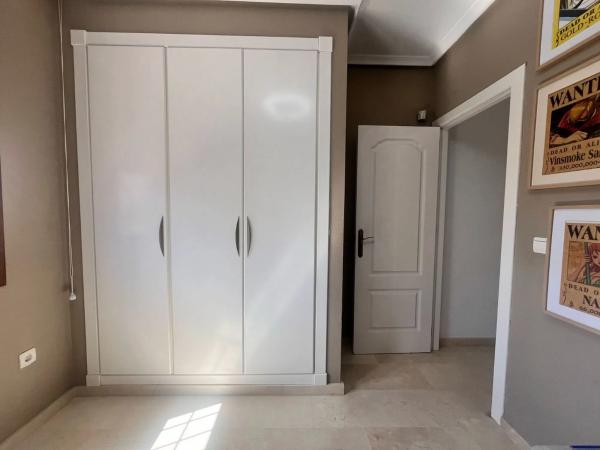 Chalet pareado en calle la Dolores, 1