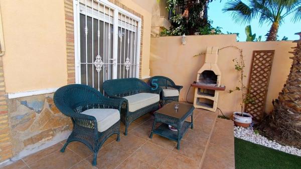 Chalet en Barrio Villamartín-Las Filipinas