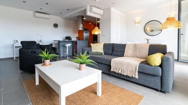 Piso en calle Estrecho de Bonifacio, 6