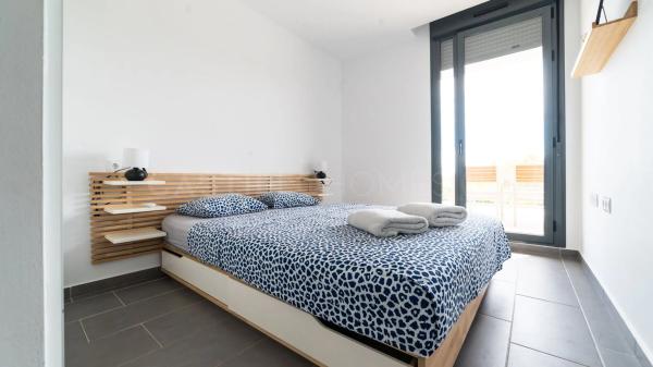 Piso en calle Estrecho de Bonifacio, 6