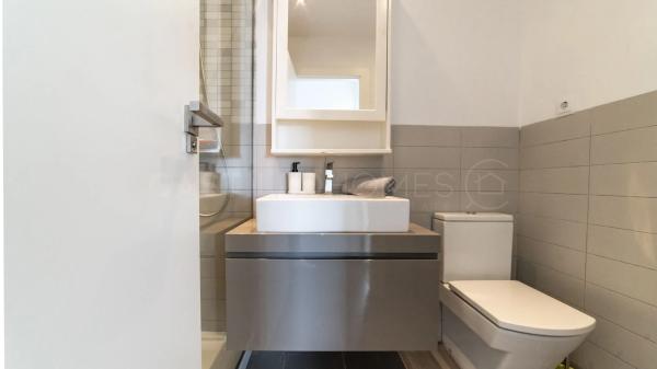 Piso en calle Estrecho de Bonifacio, 6