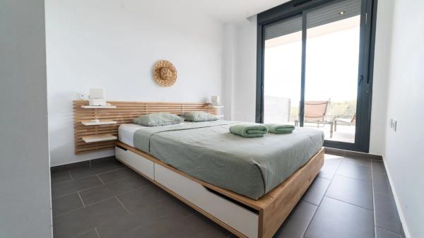 Piso en calle Estrecho de Bonifacio, 6