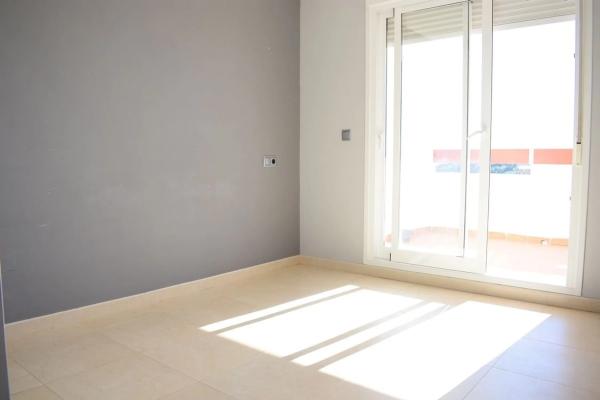 Piso en calle Bósforo, 2