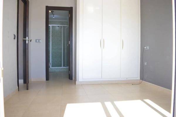 Piso en calle Bósforo, 2