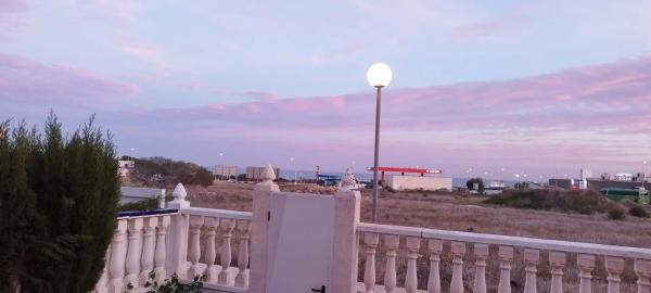 Chalet adosado en Urbanització Pau 20 Villa Rosa Camp, 69