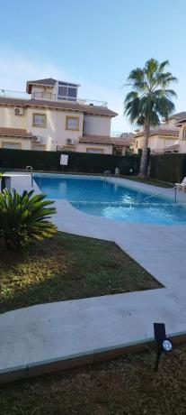 Chalet adosado en Urbanització Pau 20 Villa Rosa Camp, 69