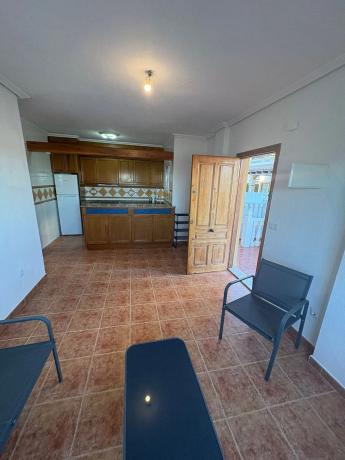 Chalet adosado en Urbanització Pau 20 Villa Rosa Camp, 69