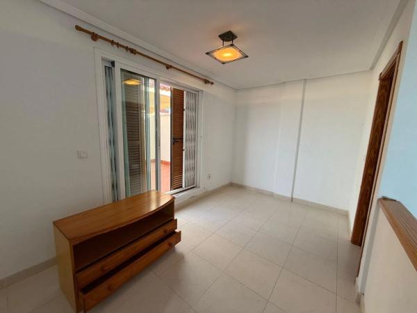 Piso en calle Pino de Canadá