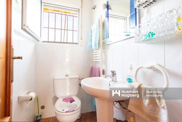 Chalet adosado en calle Torre de Pisa