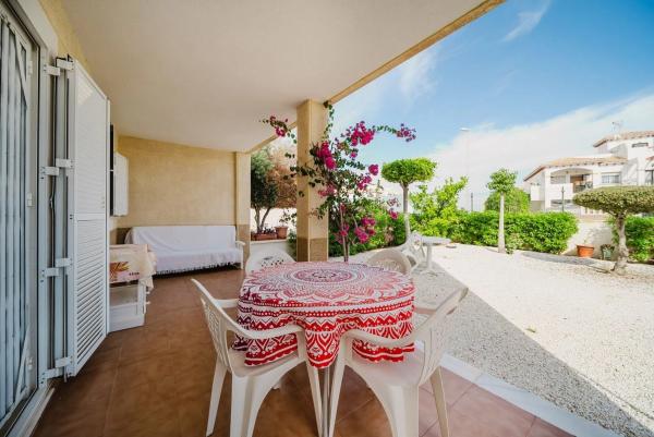 Piso en calle Pino Piñonero, 101