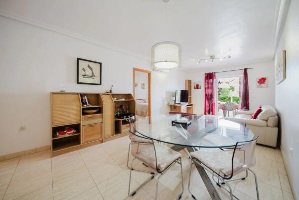 Piso en calle Pino Piñonero, 101