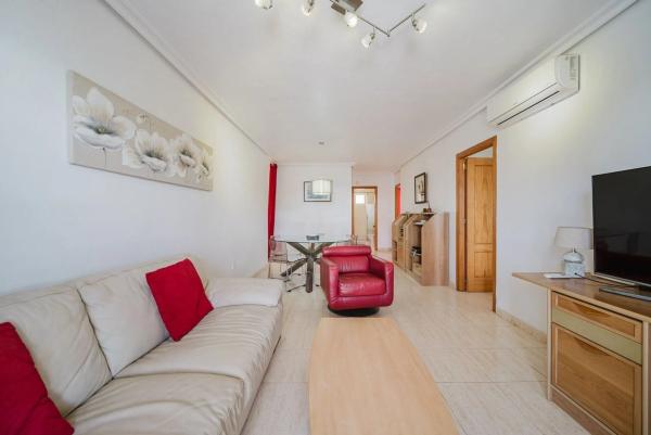 Piso en calle Pino Piñonero, 101