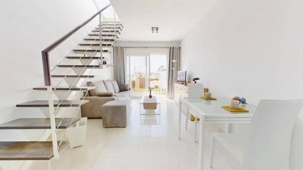 Ático en calle Nazaries