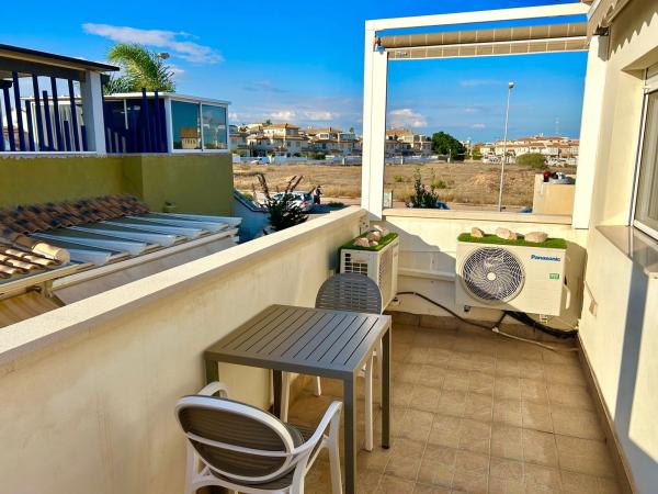 Chalet adosado en avenida de California, 5