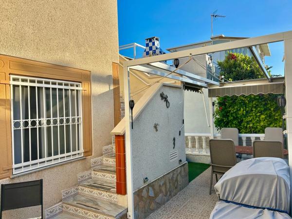 Chalet adosado en avenida de California, 5