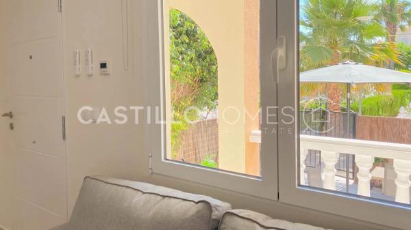 Chalet adosado en avenida de California, 19