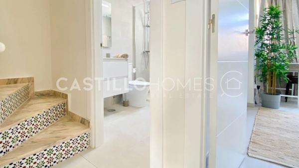 Chalet adosado en avenida de California, 19